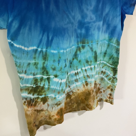 NWOT Gildan Ladies XL Short Sleeve V Neck Handmade Tie-Dye T Shirt - Picture 2 of 7